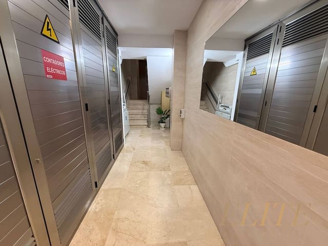 3 slaapkamer Appartement te huur in Alcaravaneras, Las Palmas de Gran Canaria met garage - € 1.650 (Ref: 9790015)