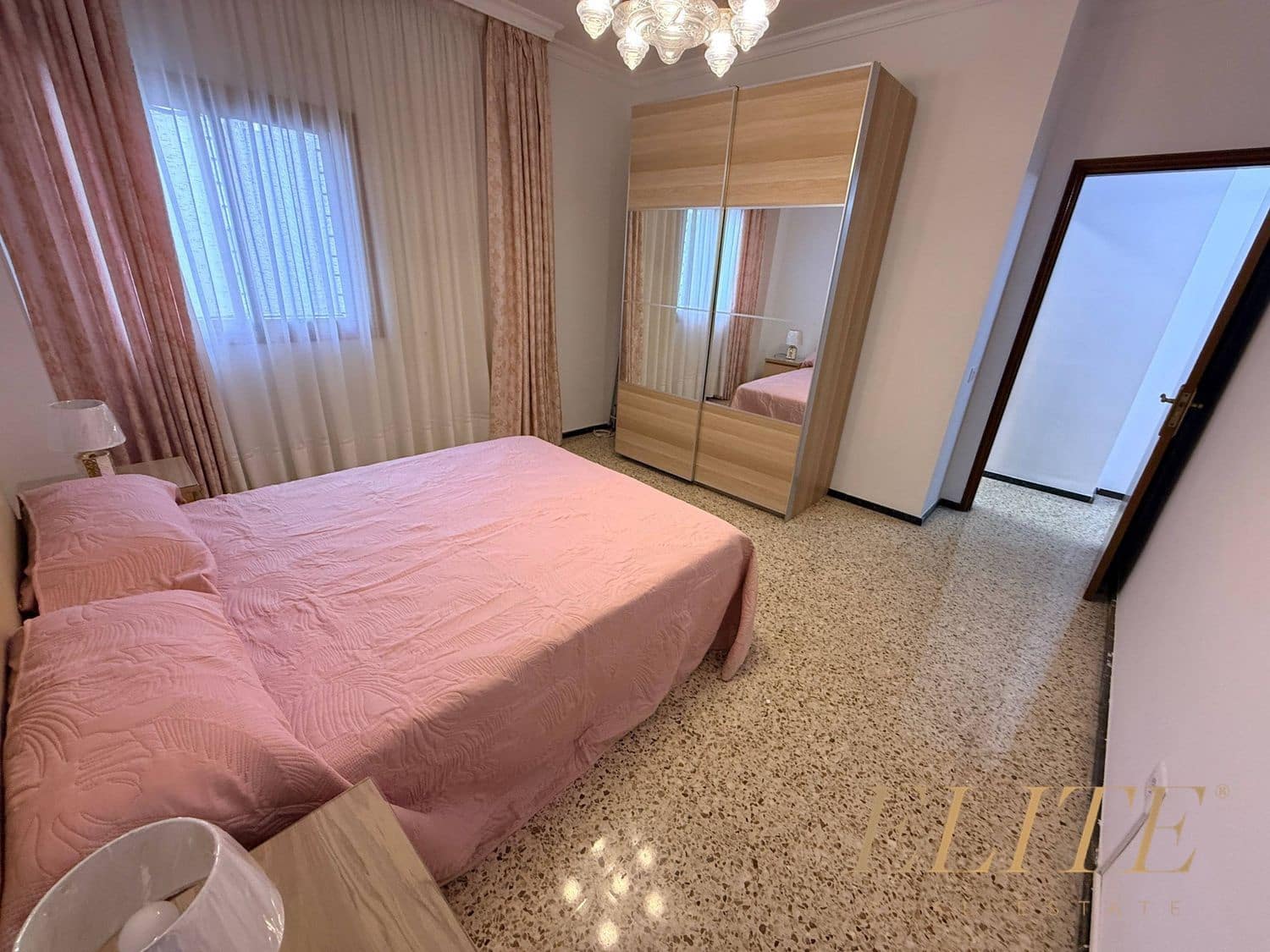 3 soveværelse Lejlighed til leje i Las Palmas de Gran Canaria med garage - € 1.650 (Ref: 9790015)