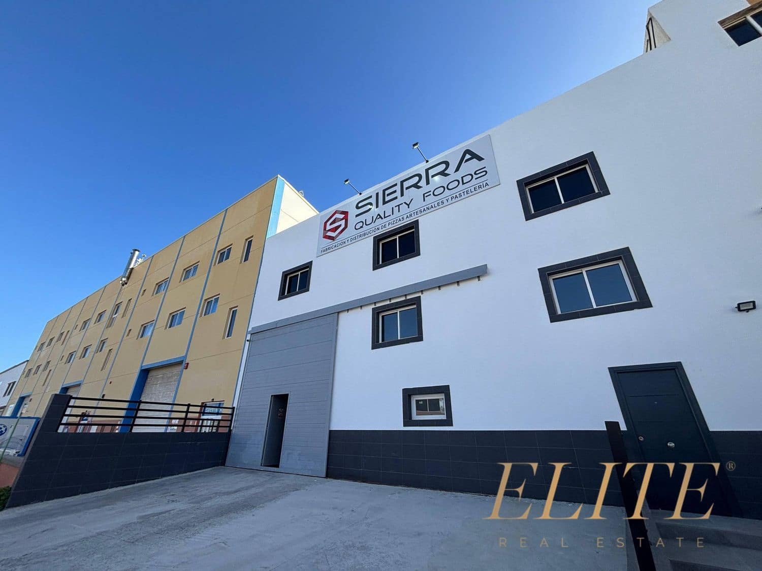 Commercial for rent in Cruce de Arinaga - € 4,200 (Ref: 9793931)