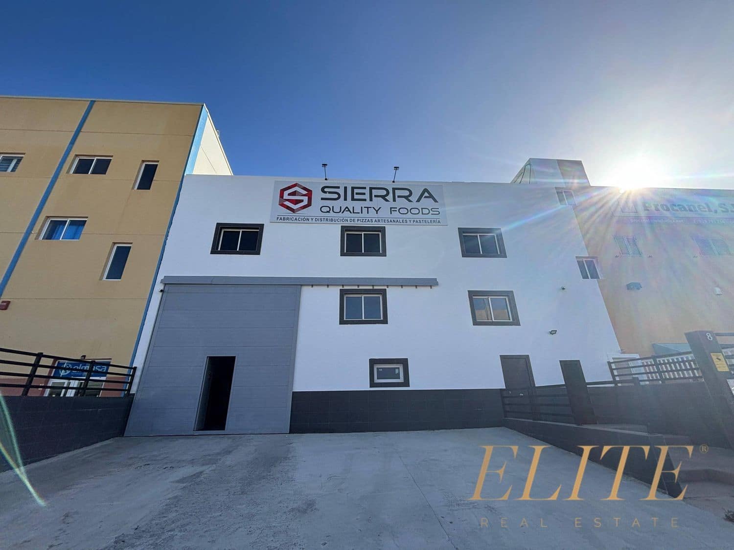 Commercial for rent in Cruce de Arinaga - € 4,200 (Ref: 9793931)