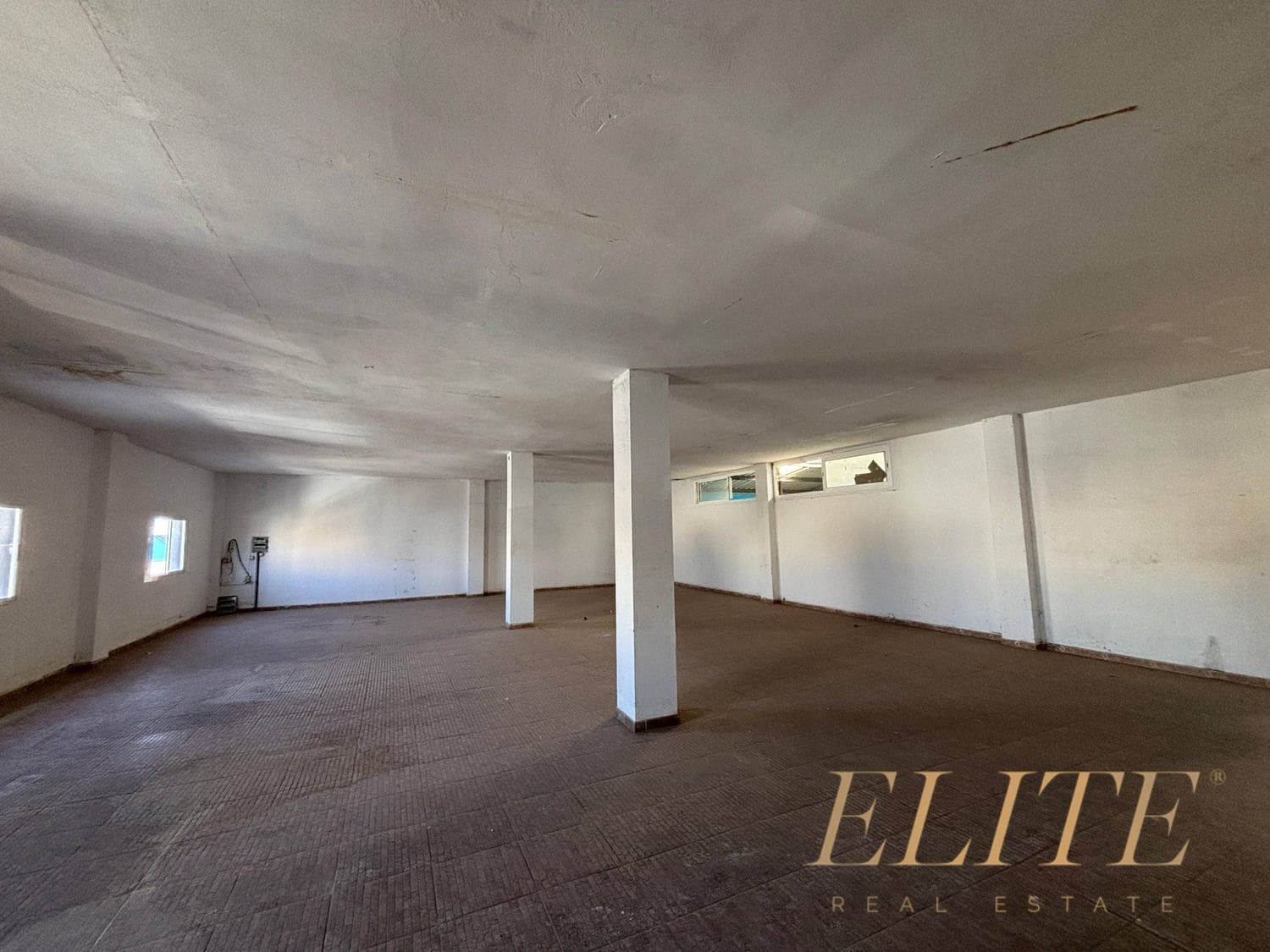 Commercial for rent in Cruce de Arinaga - € 4,200 (Ref: 9793931)