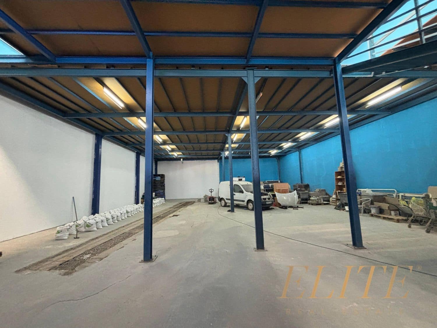 Commercial for rent in Cruce de Arinaga - € 4,200 (Ref: 9793931)