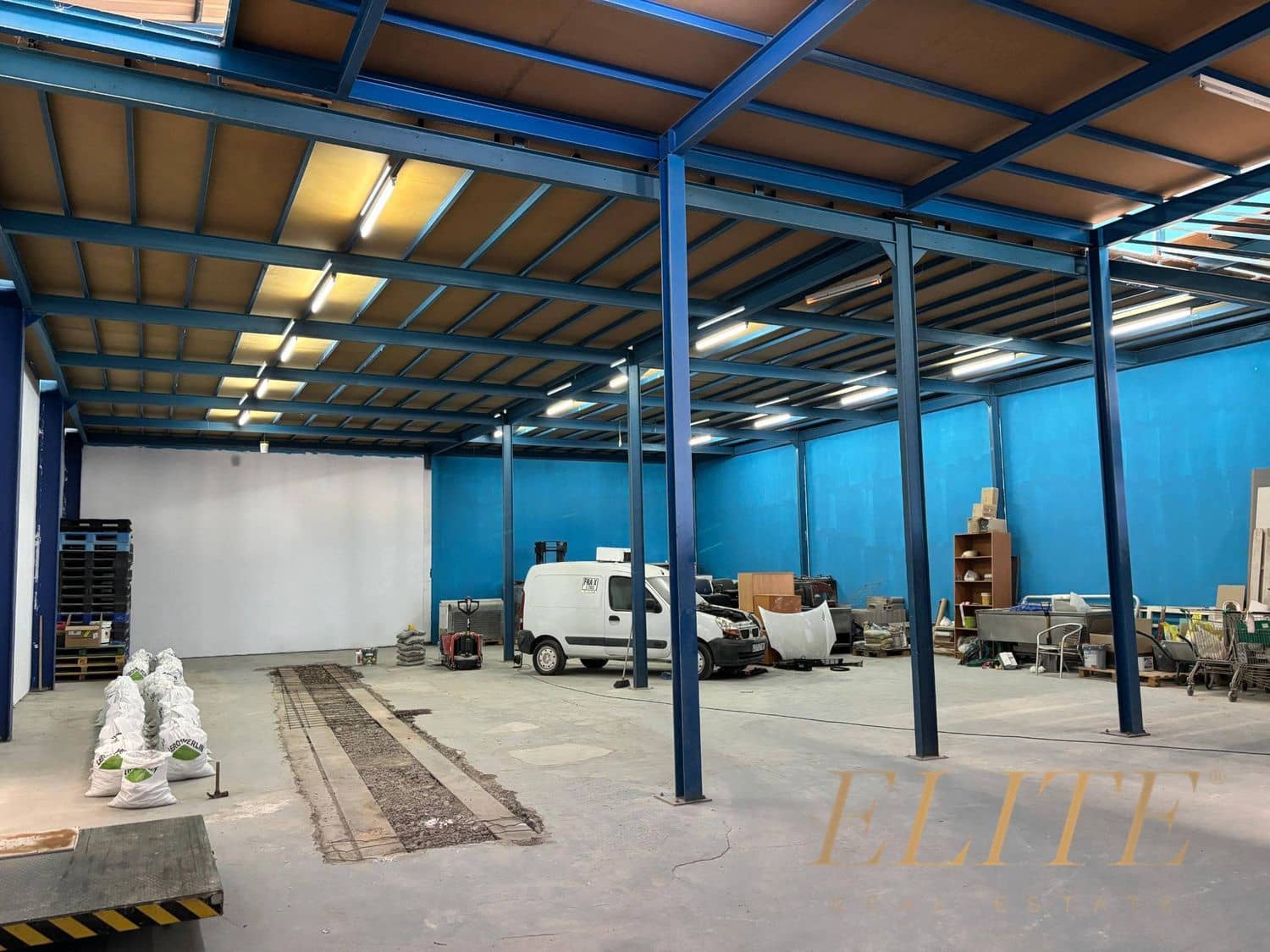 Commercial for rent in Cruce de Arinaga - € 4,200 (Ref: 9793931)