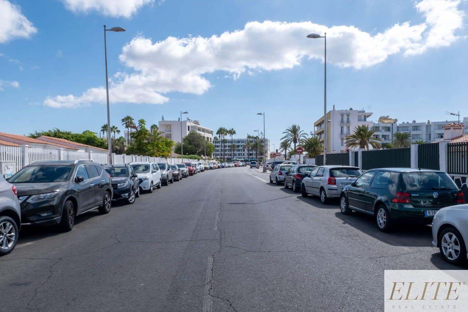 1 slaapkamer Bungalow te koop in Playa del Ingles met garage - € 310.000 (Ref: 9800318)