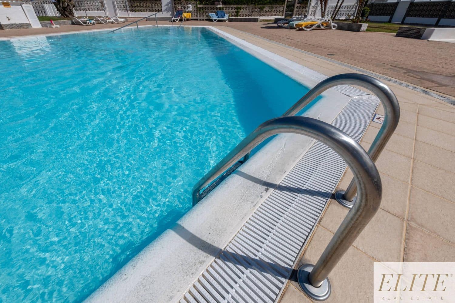 1 slaapkamer Bungalow te koop in Playa del Ingles met garage - € 310.000 (Ref: 9800318)