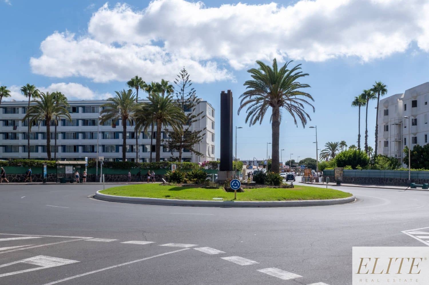 1 slaapkamer Bungalow te koop in Playa del Ingles met garage - € 310.000 (Ref: 9800318)