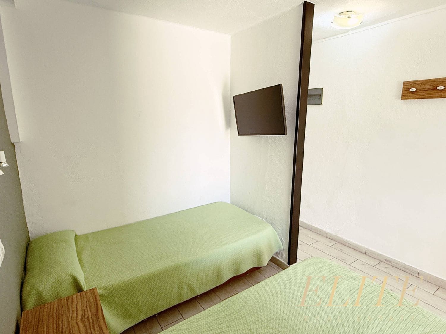 Apartment for sale in Playa del Ingles with pool garage - € 220,000 (Ref: 9804050)