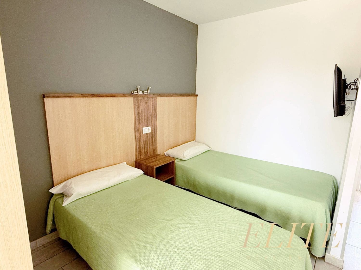 Apartamento en Playa del Inglés en venta con piscina garaje - 235.000 € (Ref: 9806198)