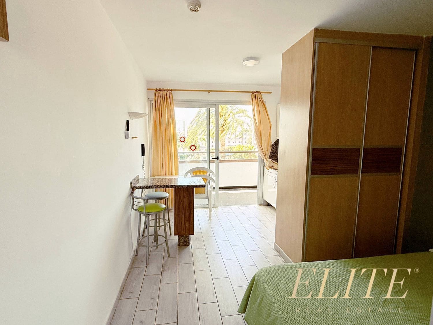 Apartamento en Playa del Inglés en venta con piscina garaje - 235.000 € (Ref: 9806198)