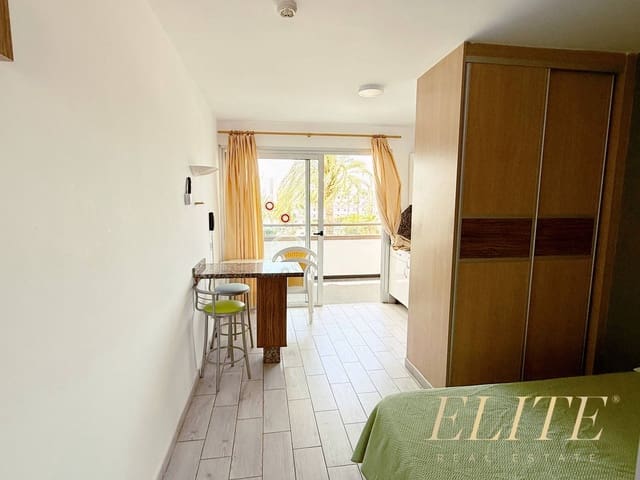 Apartamento en Playa del Inglés, San Bartolomé de Tirajana en venta con piscina garaje - 235.000 € (Ref: 9806198)