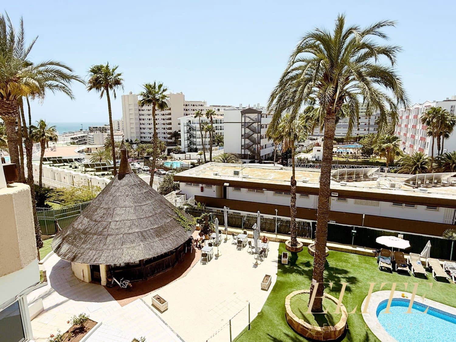Apartamento en Playa del Inglés en venta con piscina garaje - 235.000 € (Ref: 9806198)