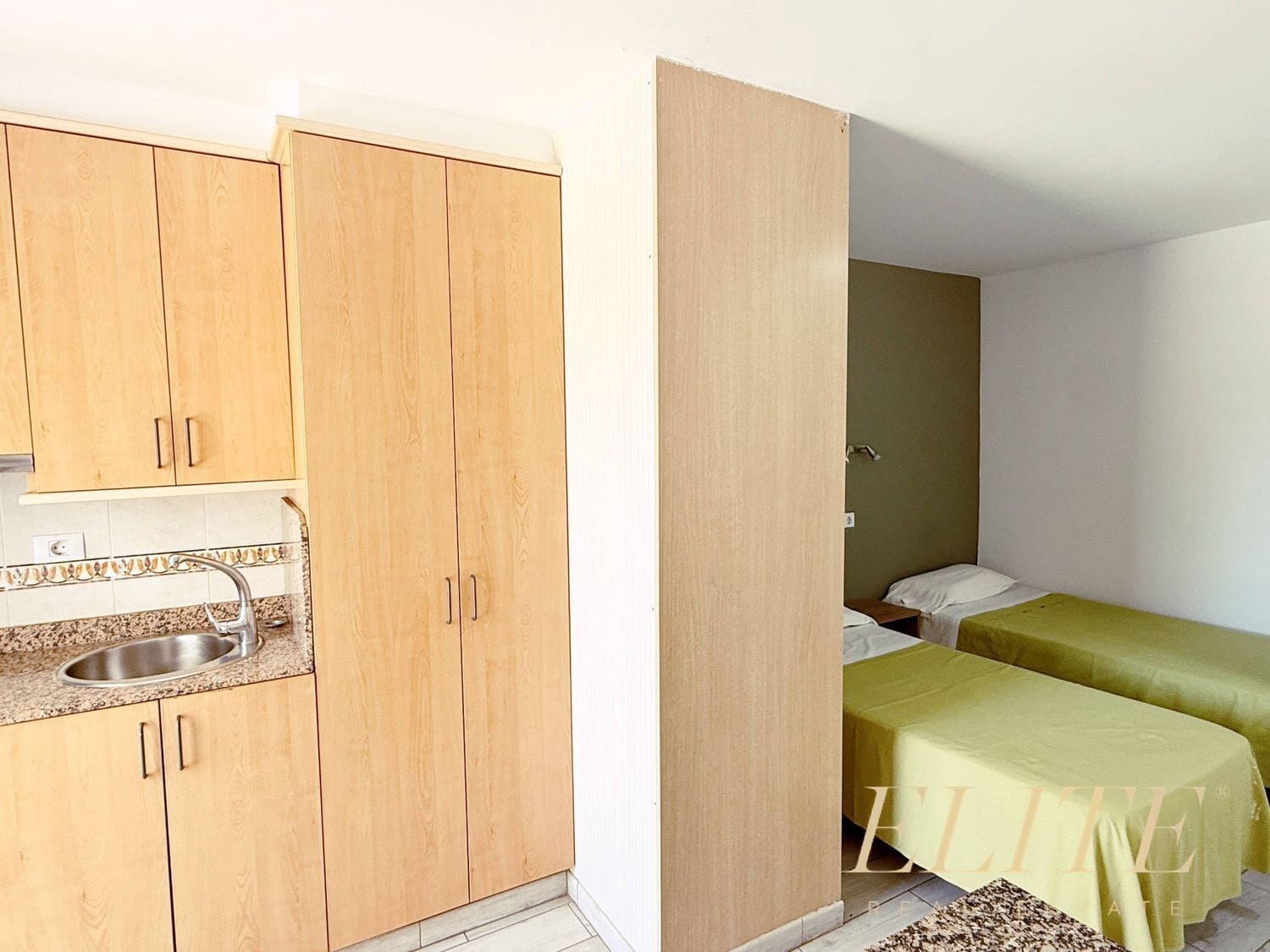 Apartamento en Playa del Inglés en venta con piscina garaje - 220.000 € (Ref: 9806199)