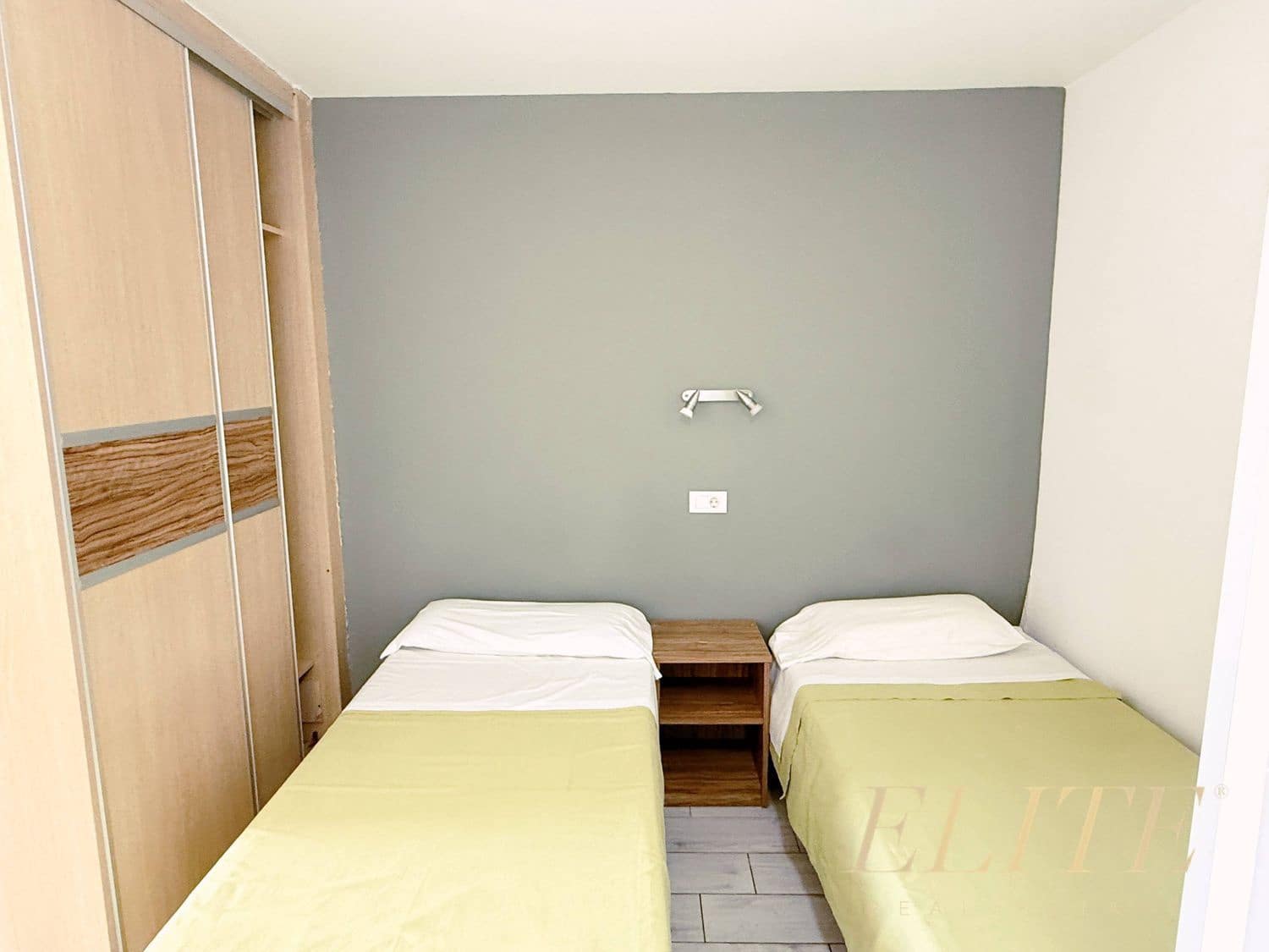 Apartamento en Playa del Inglés en venta con piscina garaje - 220.000 € (Ref: 9806199)