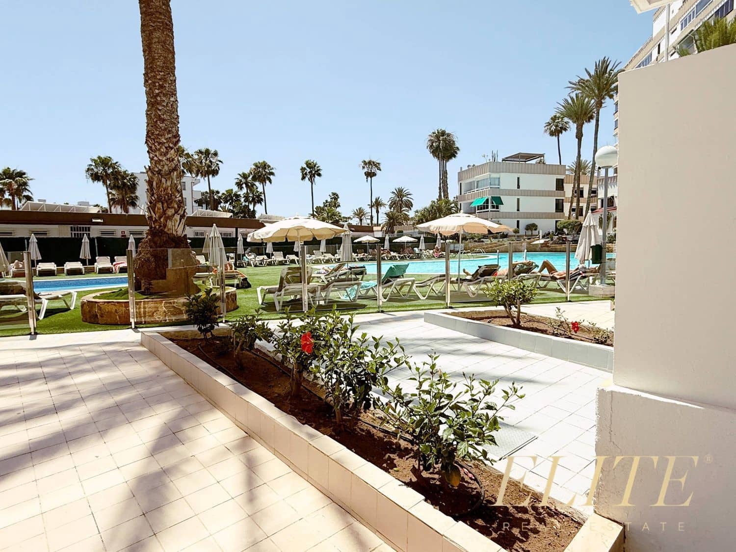 Apartamento en Playa del Inglés en venta con piscina garaje - 220.000 € (Ref: 9806199)