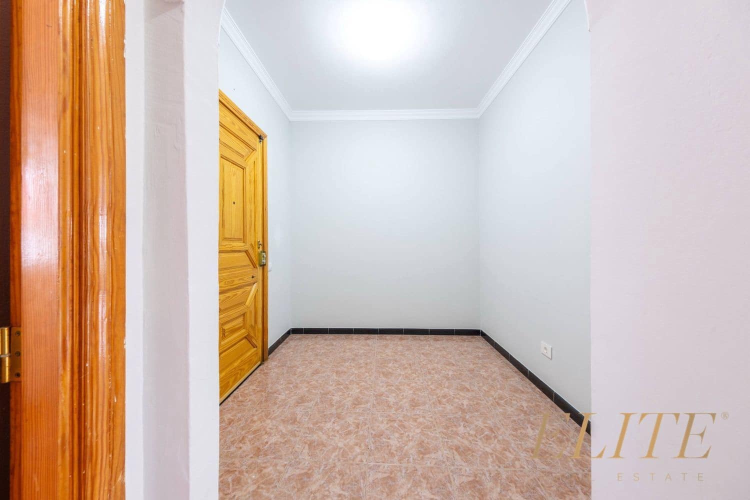 5 bedroom Townhouse for sale in Las Palmas de Gran Canaria with garage - € 569,000 (Ref: 9807551)