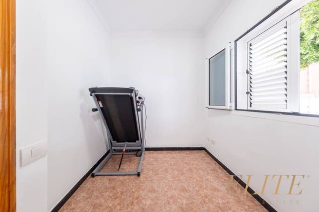 5 bedroom Townhouse for sale in Tafira, Las Palmas de Gran Canaria with garage - € 569,000 (Ref: 9807551)