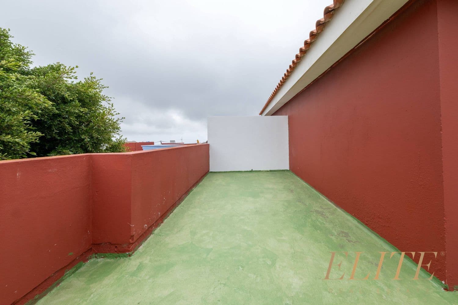 5 bedroom Townhouse for sale in Las Palmas de Gran Canaria with garage - € 569,000 (Ref: 9807551)