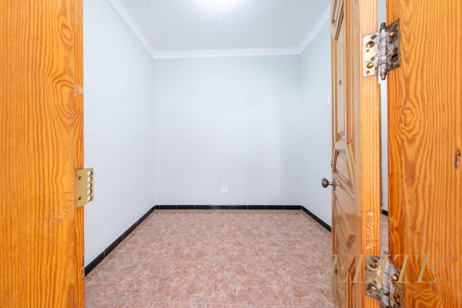 5 bedroom Townhouse for sale in Las Palmas de Gran Canaria with garage - € 569,000 (Ref: 9807551)