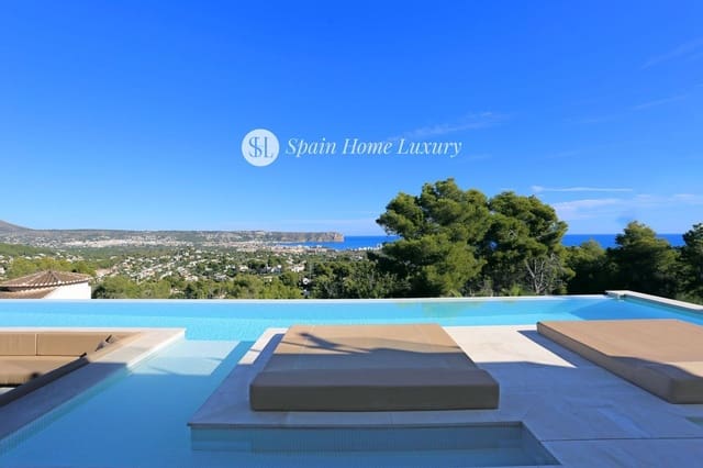 Chalet de 4 habitaciones en Javea / Xàbia en venta con piscina garaje - 1.920.000 € (Ref: 8534493)