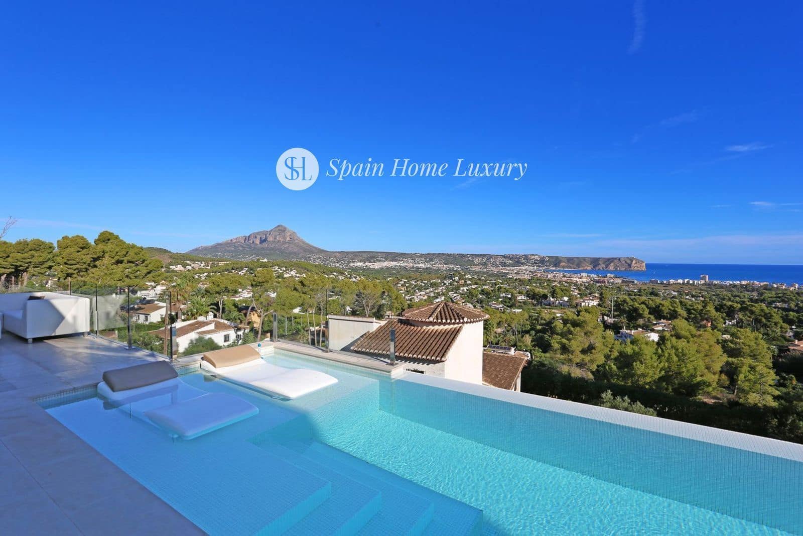 Chalet de 4 habitaciones en Javea / Xàbia en venta con piscina garaje - 1.920.000 € (Ref: 8534493)