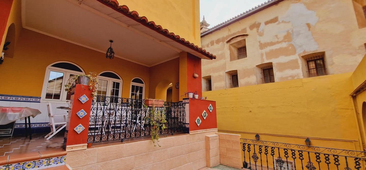 6 soveværelse Restaurant/Bar til salg i Xativa - € 1.650.000 (Ref: 8534496)