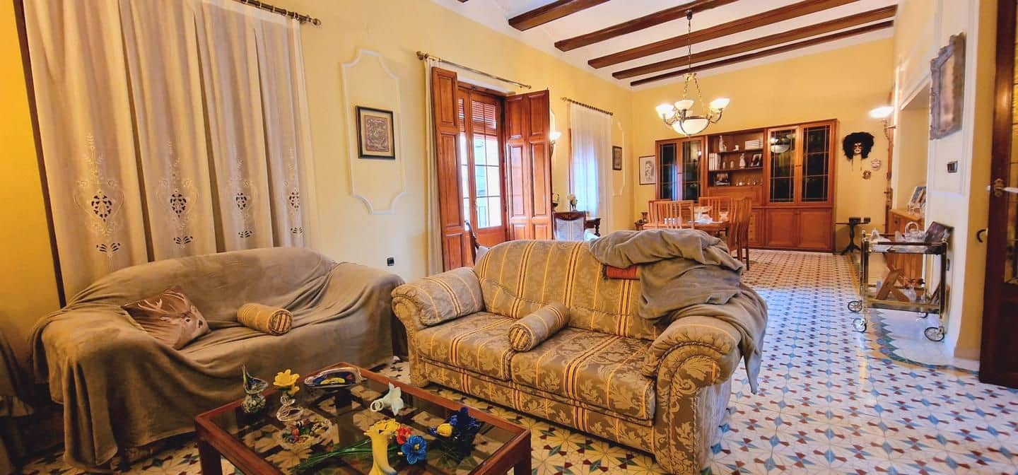 6 soveværelse Restaurant/Bar til salg i Xativa - € 1.650.000 (Ref: 8534496)