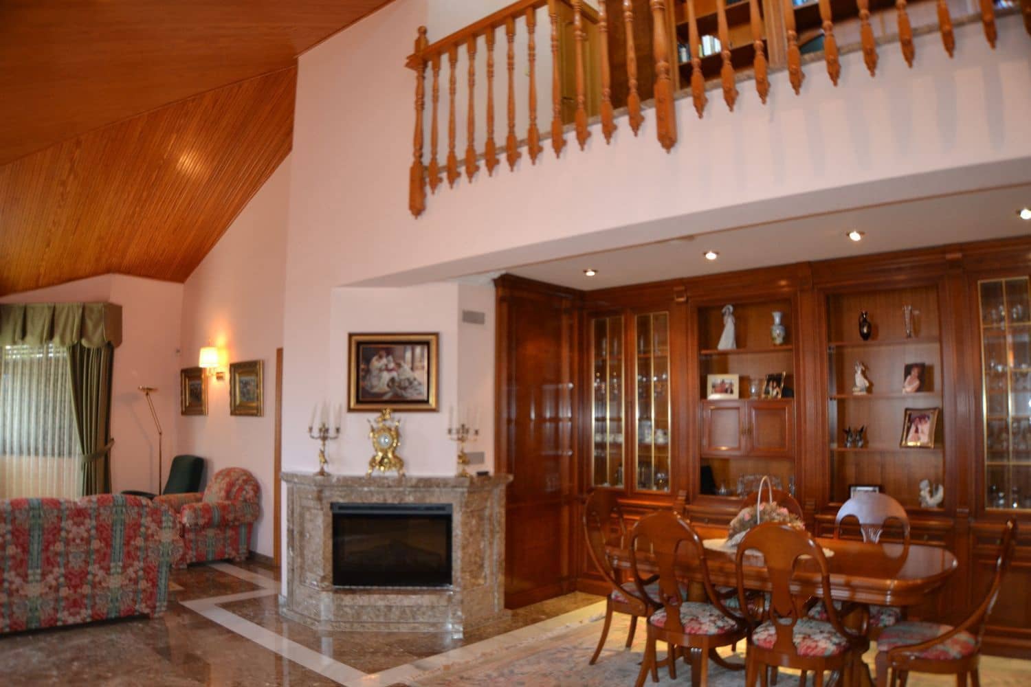 4 camera da letto Villa in vendita in La Pobla de Vallbona con piscina garage - 1.200.000 € (Rif: 8534498)