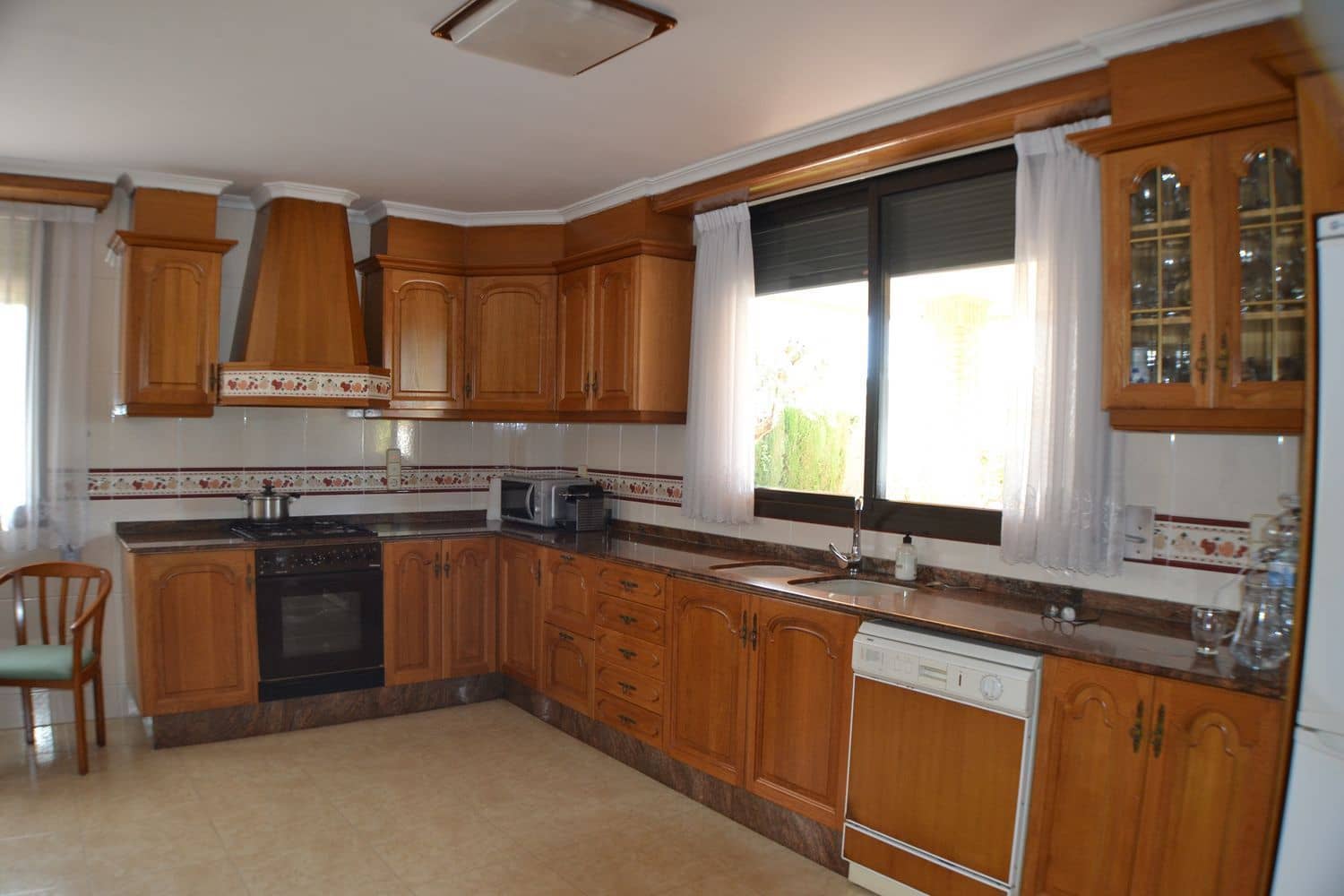 4 camera da letto Villa in vendita in La Pobla de Vallbona con piscina garage - 1.200.000 € (Rif: 8534498)