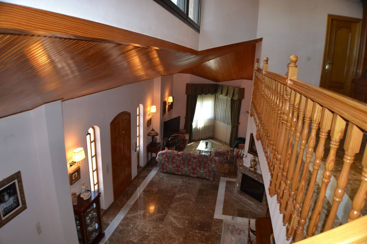 4 camera da letto Villa in vendita in La Pobla de Vallbona con piscina garage - 1.200.000 € (Rif: 8534498)