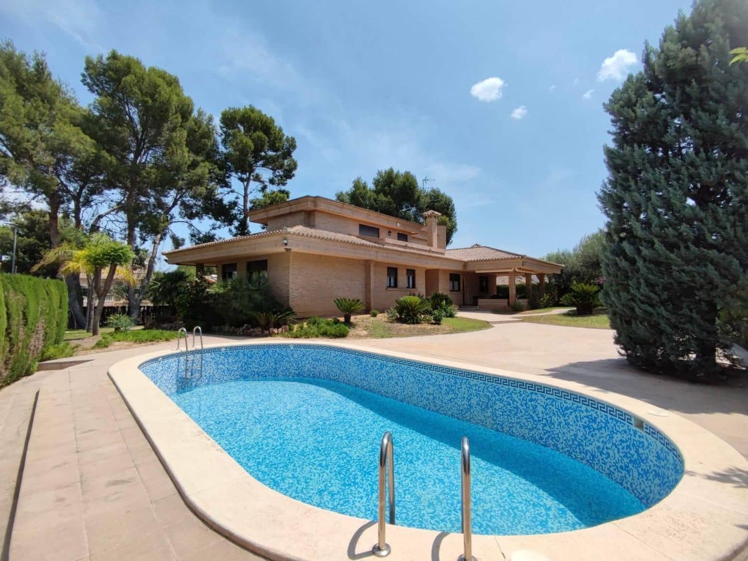 4 camera da letto Villa in vendita in La Pobla de Vallbona con piscina garage - 1.200.000 € (Rif: 8534498)
