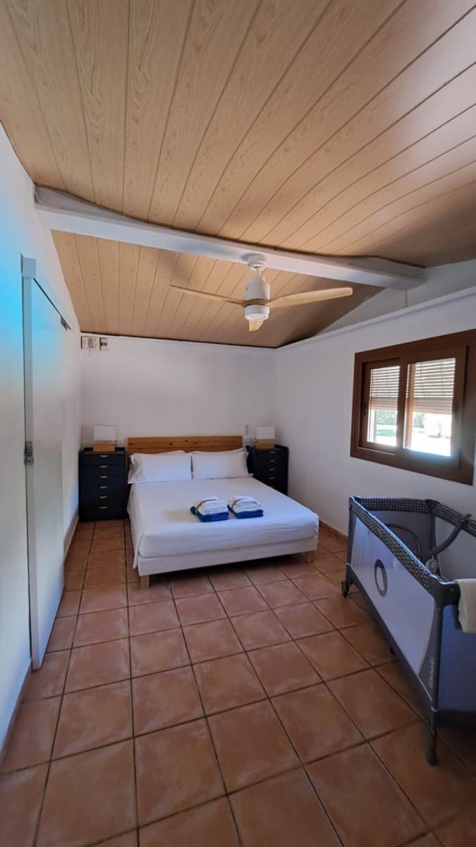 5 bedroom Villa for sale in Denia with pool - € 1,045,000 (Ref: 8534502)