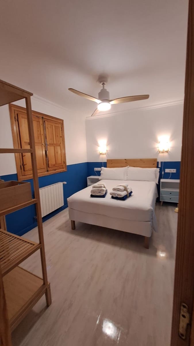 5 bedroom Villa for sale in Denia with pool - € 1,045,000 (Ref: 8534502)