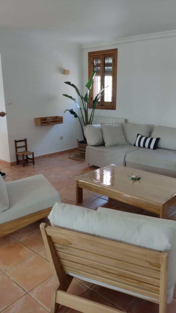 5 bedroom Villa for sale in Denia with pool - € 1,045,000 (Ref: 8534502)