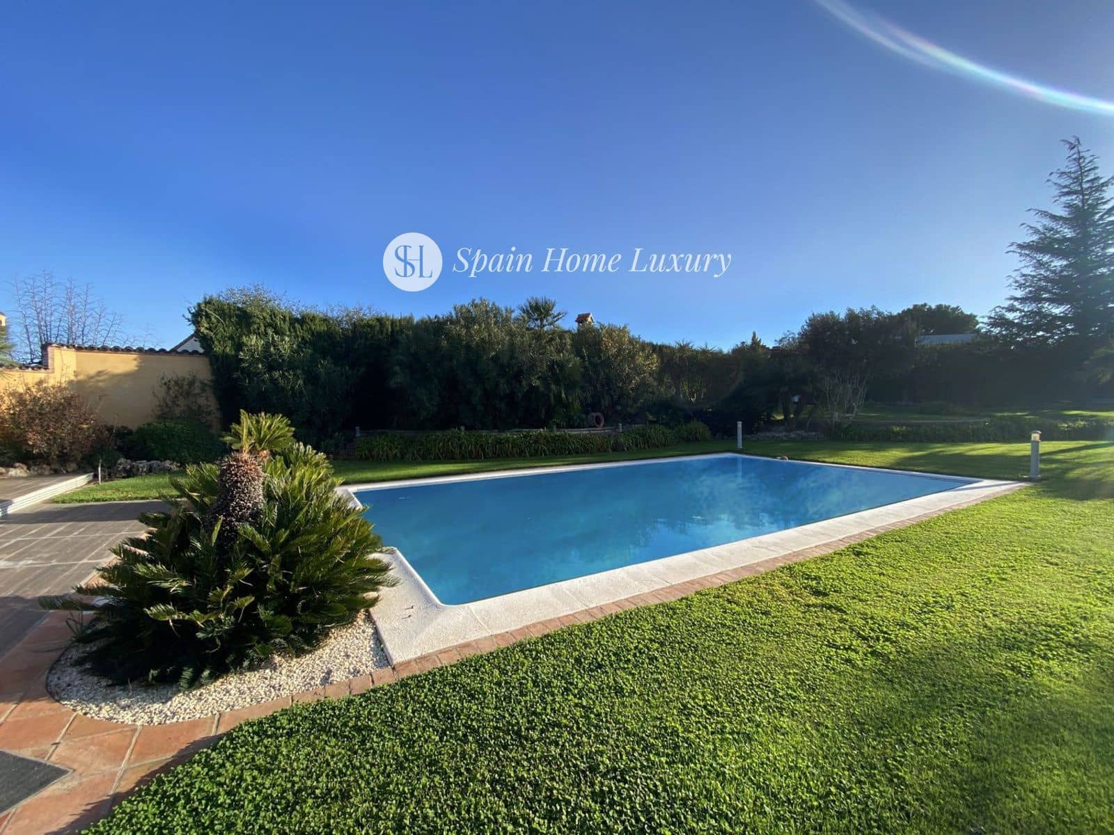 4 soverom Villa til salgs i Montserrat med svømmebasseng - € 930 000 (Ref: 8534516)