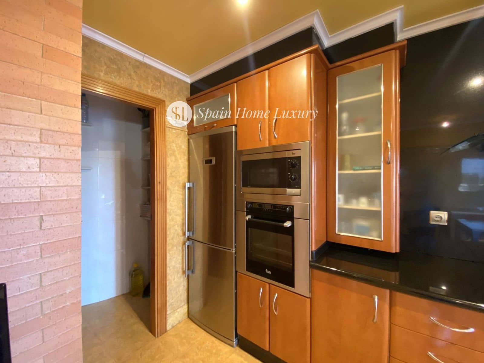 4 soverom Villa til salgs i Montserrat med svømmebasseng - € 930 000 (Ref: 8534516)