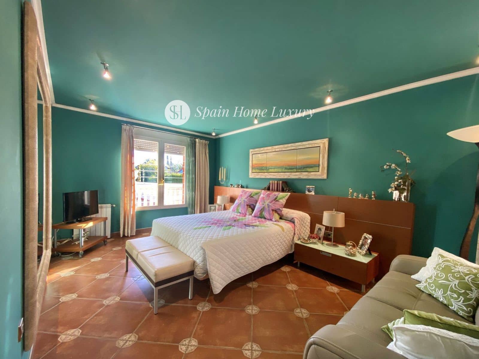 4 soverom Villa til salgs i Montserrat med svømmebasseng - € 930 000 (Ref: 8534516)