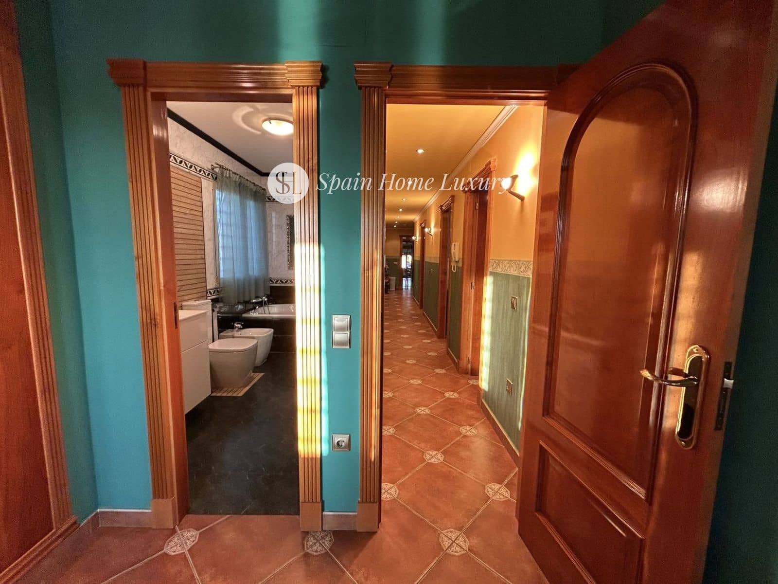 4 soverom Villa til salgs i Montserrat med svømmebasseng - € 930 000 (Ref: 8534516)