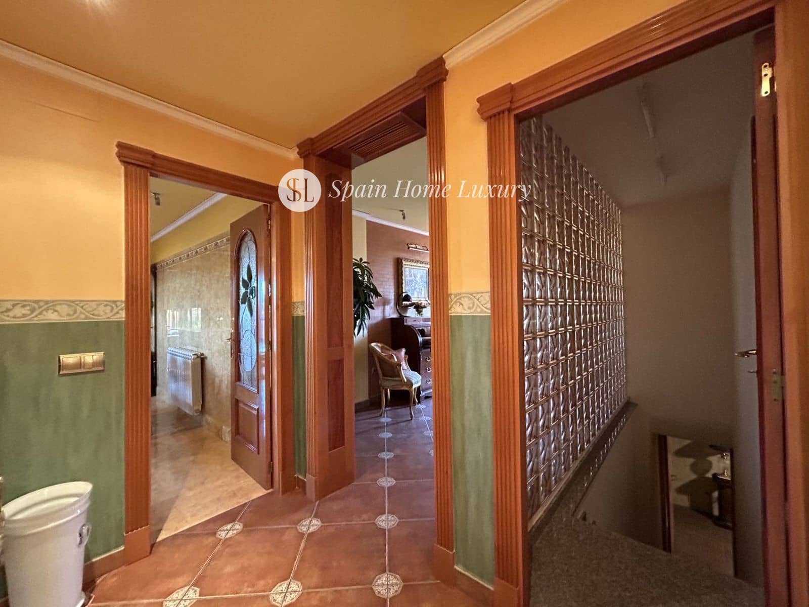 4 soverom Villa til salgs i Montserrat med svømmebasseng - € 930 000 (Ref: 8534516)