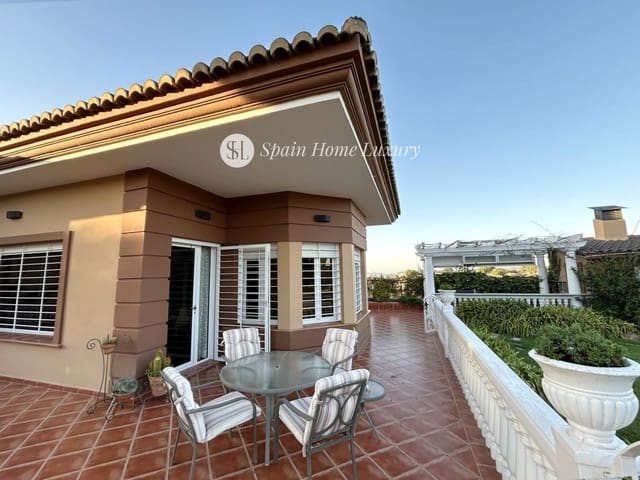 4 soveværelse Villa til salg i Montserrat med swimmingpool - € 930.000 (Ref: 8534516)