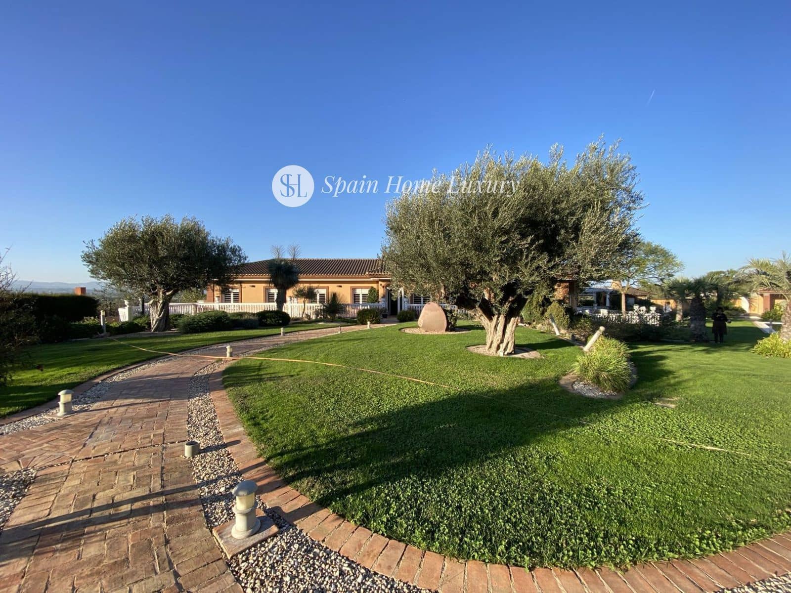 4 soverom Villa til salgs i Montserrat med svømmebasseng - € 930 000 (Ref: 8534516)