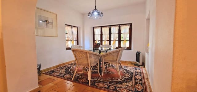 8 soverom Villa til salgs i San Antonio de Benagéber med svømmebasseng - € 1 480 000 (Ref: 8534523)