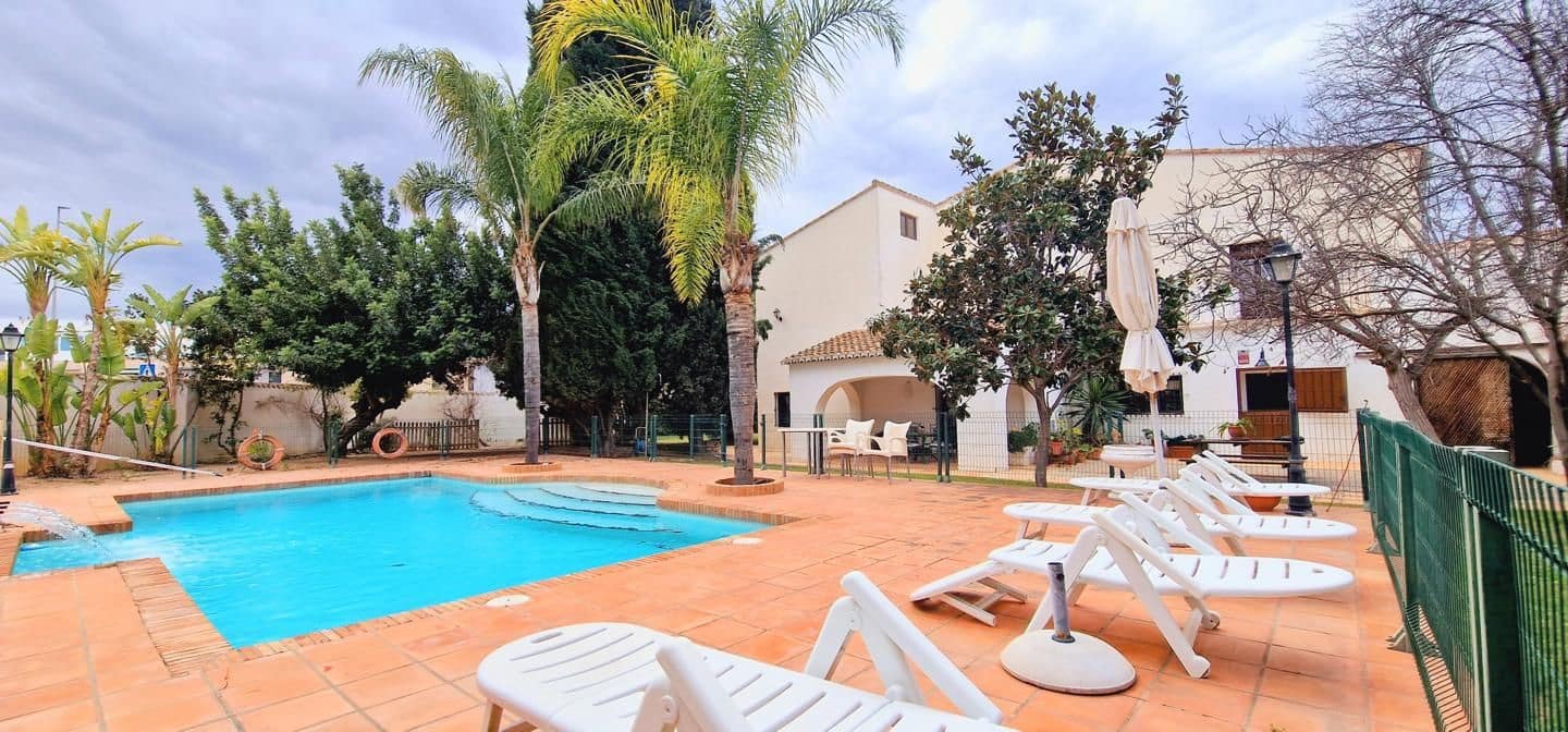 8 soverom Villa til salgs i San Antonio de Benageber med svømmebasseng - € 1 480 000 (Ref: 8534523)