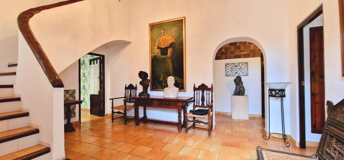 8 soverom Villa til salgs i San Antonio de Benageber med svømmebasseng - € 1 480 000 (Ref: 8534523)