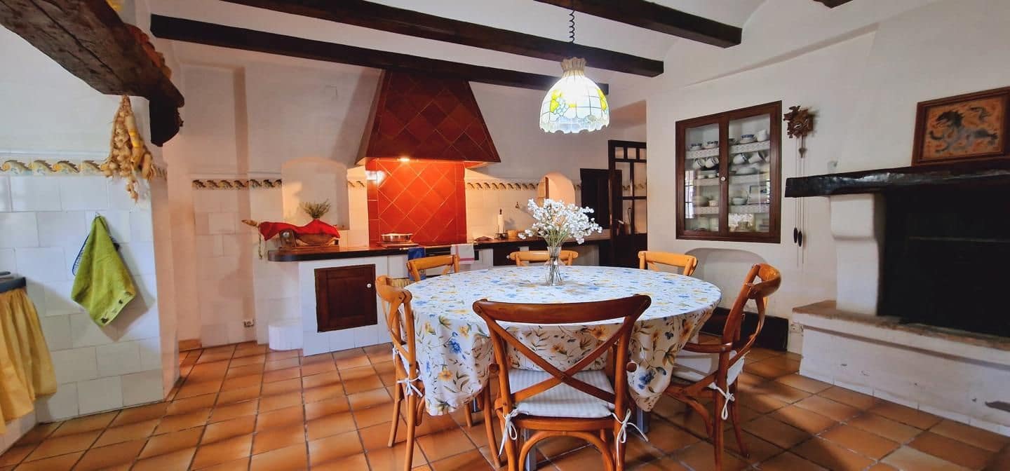 8 soverom Villa til salgs i San Antonio de Benageber med svømmebasseng - € 1 480 000 (Ref: 8534523)