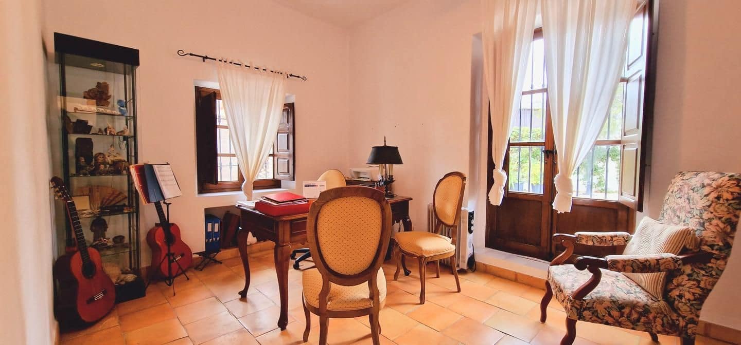 8 soverom Villa til salgs i San Antonio de Benageber med svømmebasseng - € 1 480 000 (Ref: 8534523)