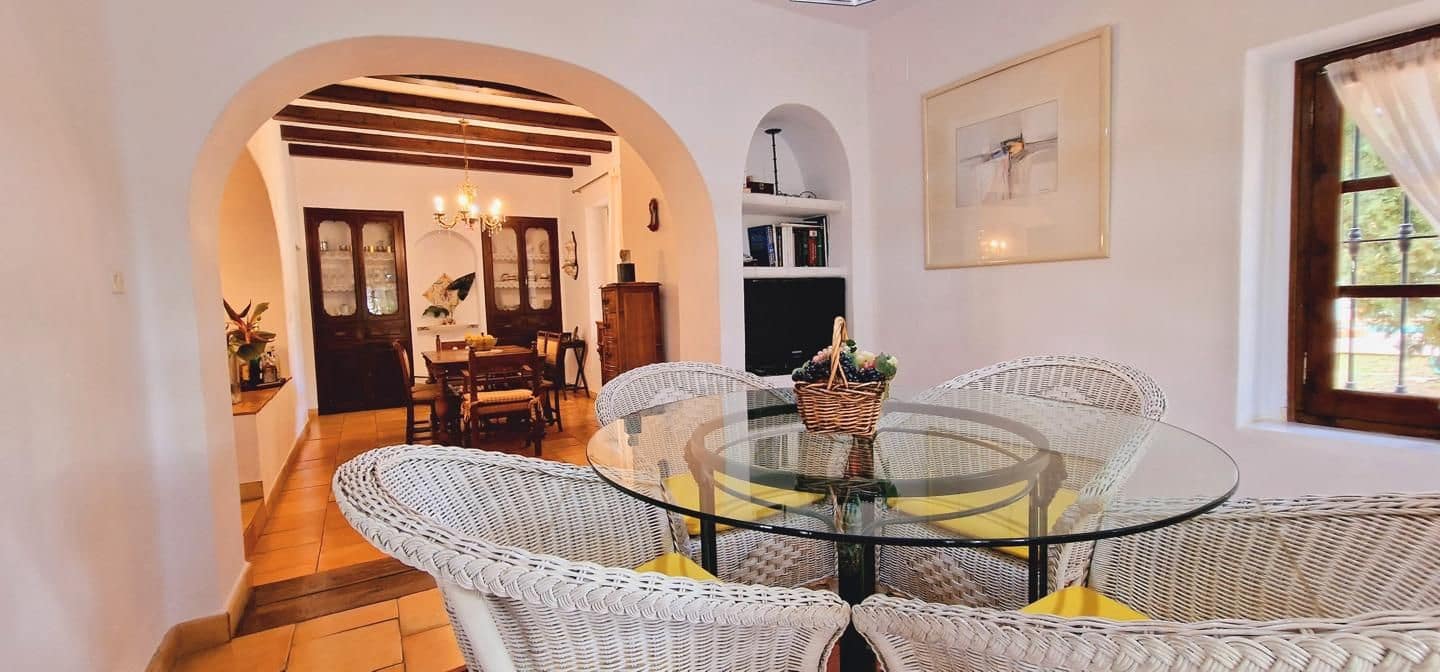 8 soverom Villa til salgs i San Antonio de Benageber med svømmebasseng - € 1 480 000 (Ref: 8534523)