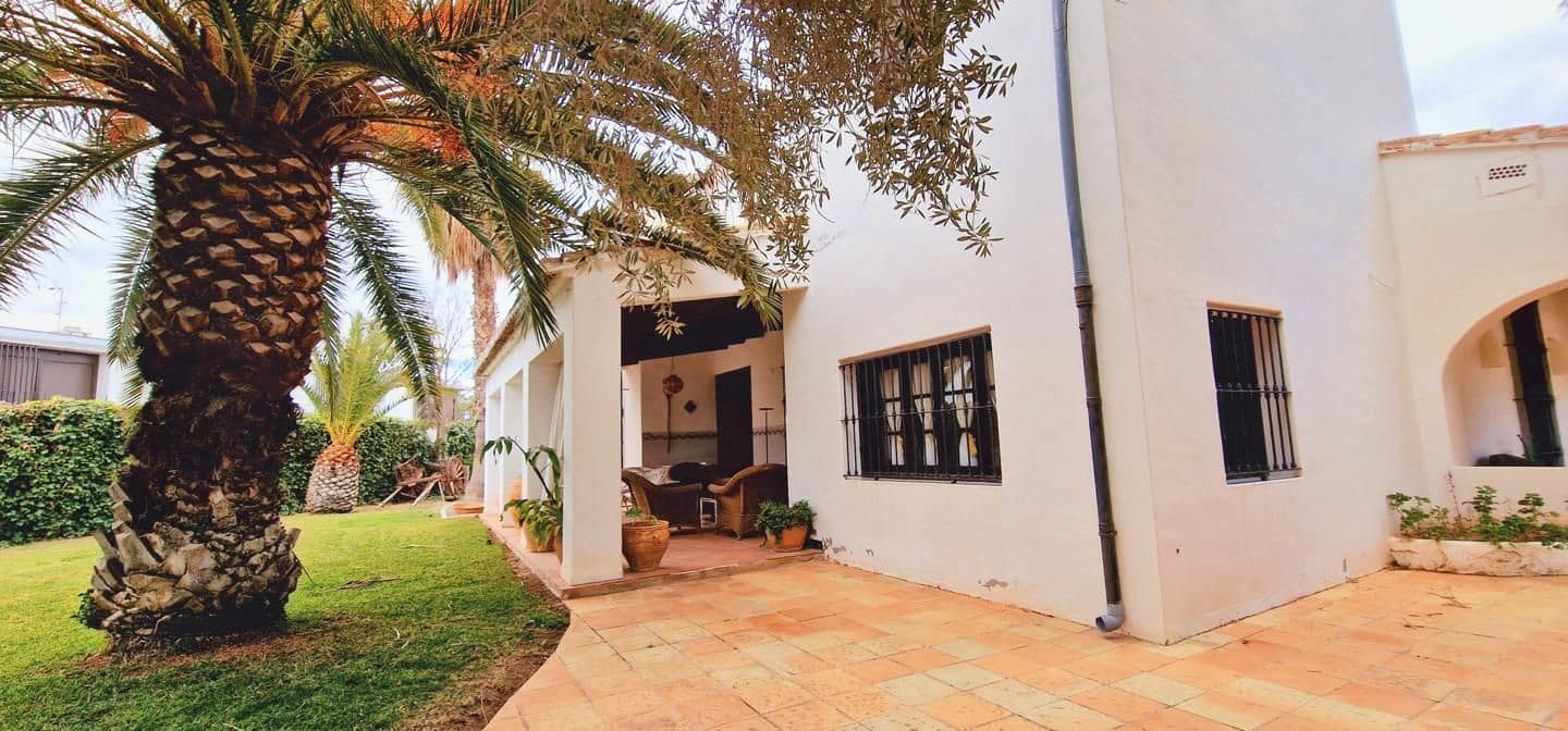 8 soverom Villa til salgs i San Antonio de Benageber med svømmebasseng - € 1 480 000 (Ref: 8534523)