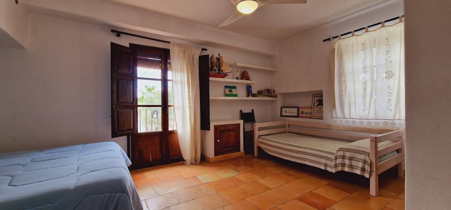 8 soverom Villa til salgs i San Antonio de Benageber med svømmebasseng - € 1 480 000 (Ref: 8534523)