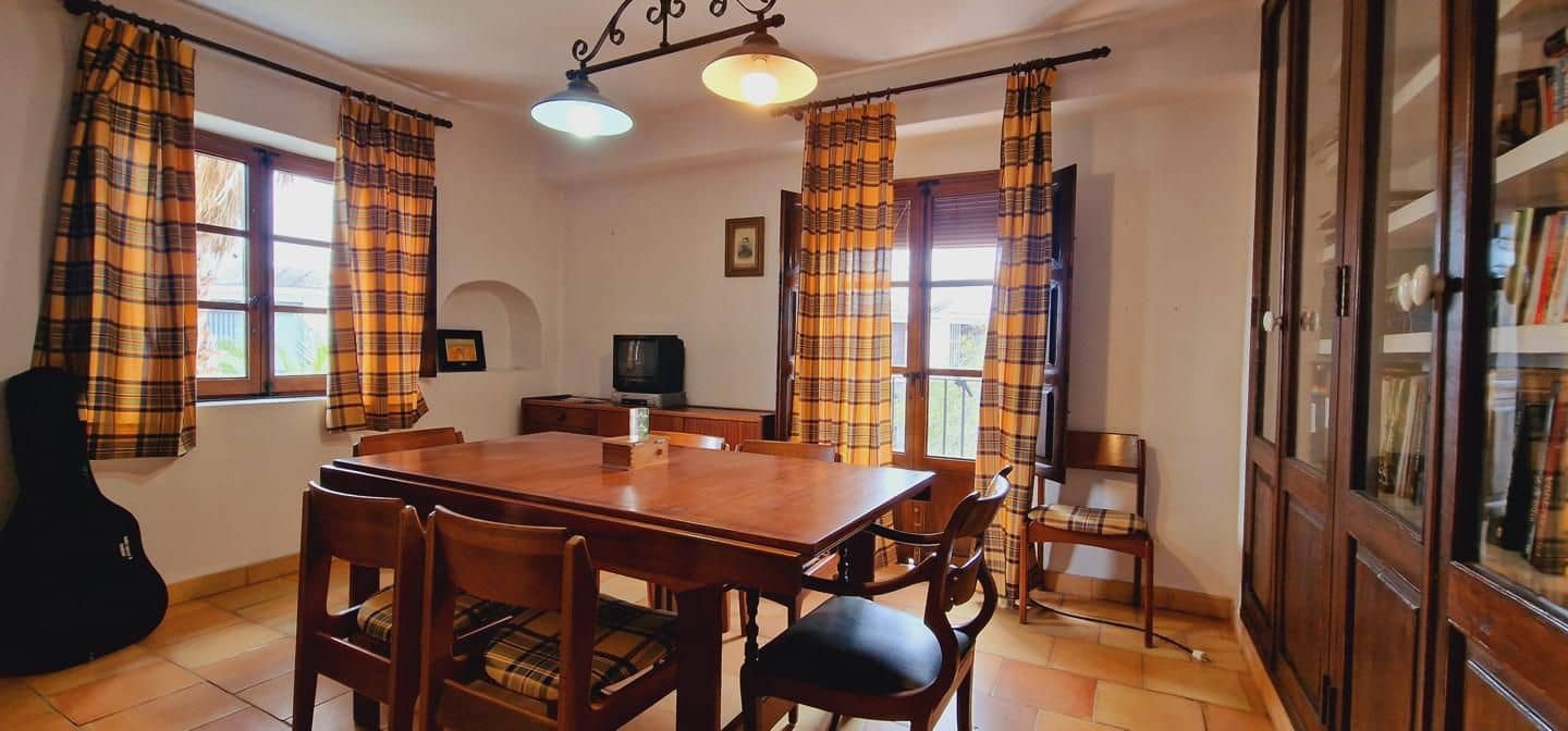 8 soverom Villa til salgs i San Antonio de Benageber med svømmebasseng - € 1 480 000 (Ref: 8534523)