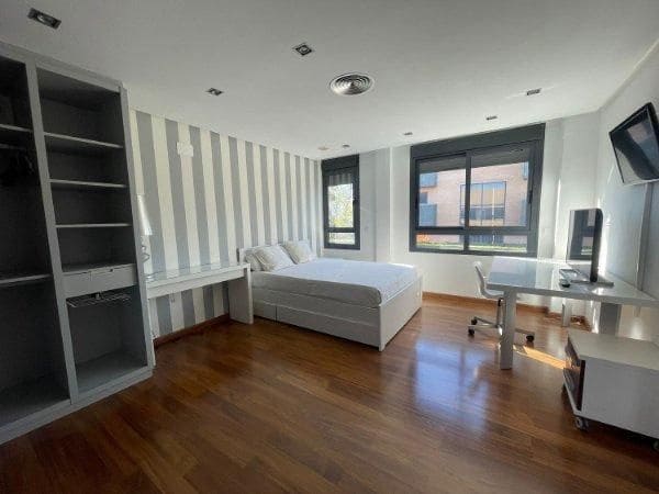 5 bedroom Villa for sale in Betera with pool - € 999,000 (Ref: 8534537)